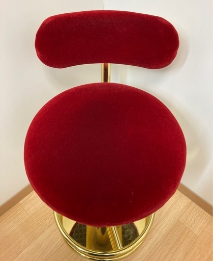 レトロゴージャスなカウンターチェア レトロゴージャスなカウンターチェア