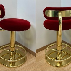 レトロゴージャスなカウンターチェアの画像