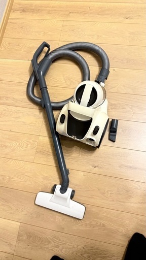 アイリスオーヤマ サイクロン式 掃除機 – 中古品
