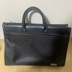 就活　カバン