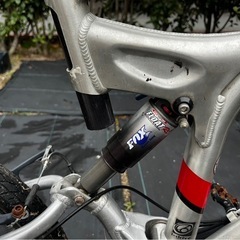 人気品マウンテンバイク　クロスバイク　フルサスXCR20000の画像