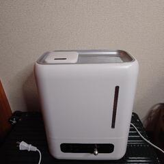 加湿器　4Lぐらい