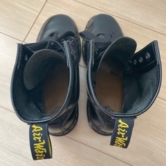 Dr. Martens ブラック ハイカットブーツの画像