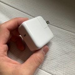 Apple純正充電アダプタfor MacBook Air