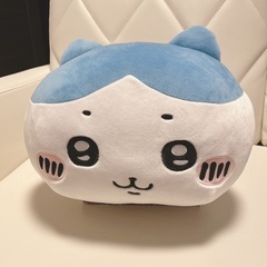 ちいかわ　寝そべりぬいぐるみ　ハチワレ　