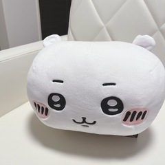 ちいかわ　寝そべりぬいぐるみ