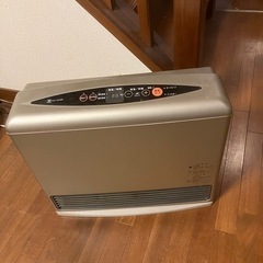 ガスファンヒーター