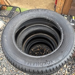 YOKOHAMA ヨコハマ ブルーアース4S AW21 オールシーズンタイヤ215/60R17 100V XL
の画像