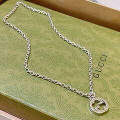 超クール！ GUCCI 2025年最新作 チェーンネックレス ...