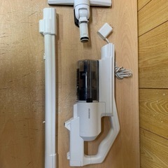 ✅アイリスオーヤマサイクロンスティッククリーナー✅ ✅SCD-180-W✅の画像