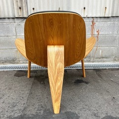 スリーレッグチェアの画像