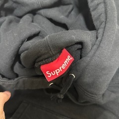 supreme 服の画像