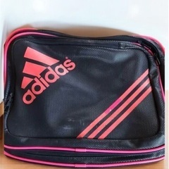 adidasのバック