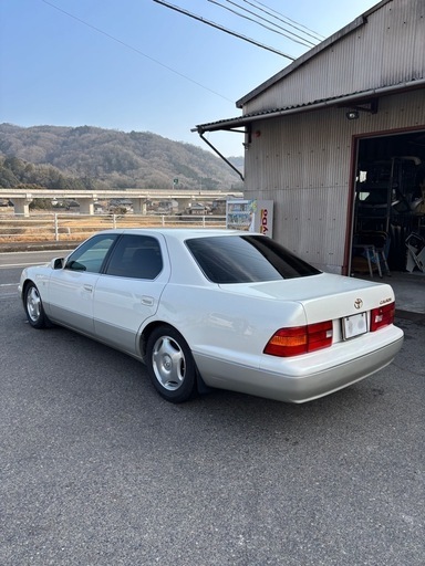 トヨタ　セルシオ２０後期