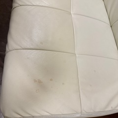 3/23お渡しテーブルとソファの画像
