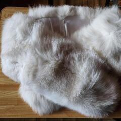 シャドウフォックス　天然毛皮の画像