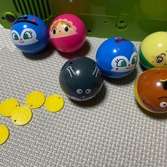 アンパンマンのクレーンゲーム、ガチャガチャの画像