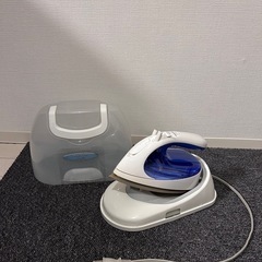 【500円から値引き可】コードレスアイロン・スチーム機能付き