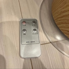 【美品】モダンデコ (AND DECO)ハイブリッド加湿器 木目調　リモコン付の画像