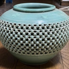 高麗青磁の壺