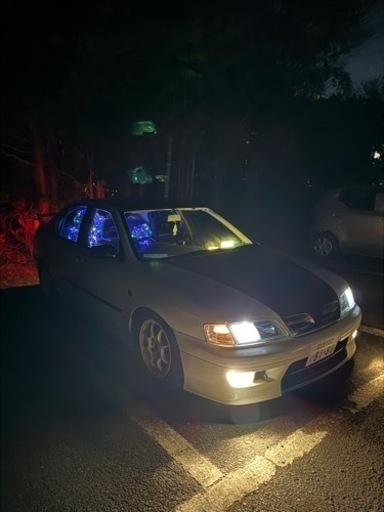 プリメーラヘッドライト