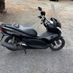 976.　動画あり　ホンダ　JF28 PCX125 小型　バイク　125cc 車体　埼玉の画像