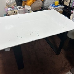 ダイニングテーブル　中古　