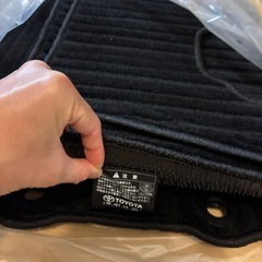 新品未使用TOYOTAアクアフロアマット