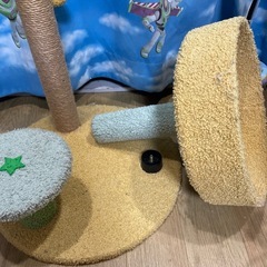 爪研ぎのみ新品　キャットタワー　半分ジャンクの画像