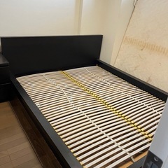 IKEAクイーンベッド