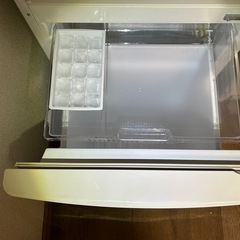 【受渡し者決定】パナソニック冷蔵庫　NR-TB146Wの画像