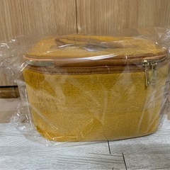 最終値下げ‼️くまのプーさんポーチ(黄色)の画像