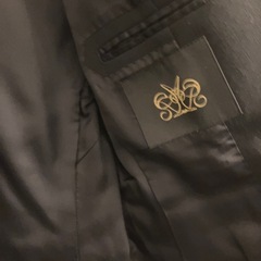 アダムエロペのジャケット　黒の画像