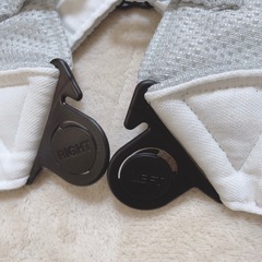 ベビージョルン ベビーキャリアオリジナル 首まわりカバー付きの画像