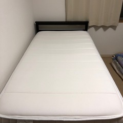 シングルベッドとマットレス