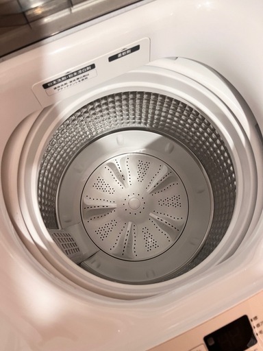 (引き取り者決定済
)値下げしました！2022年製/使用期間2年/洗濯機/白/ホワイト/White