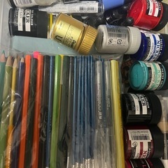 【受け渡し予定者決定 】
絵の具/紙/インク セット