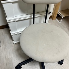 無印の回転式チェア
の画像