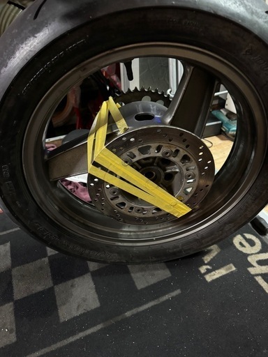 gpz900r 純正18インチホイール