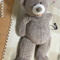 コストコのでかいクマのぬいぐるみの画像