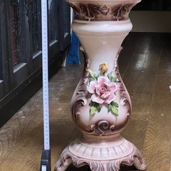 陶器製 鉢植ホルダーとスタンドのセットの画像