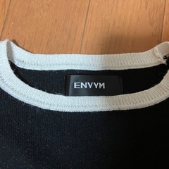 ENVYM   ニットの画像