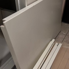 IKEA EMHULT テーブル 無料でお譲りします