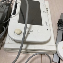 WiiU本体　コントローラーの画像