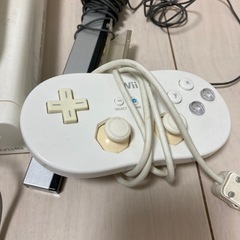WiiU本体　コントローラーの画像