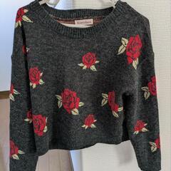 (取引中)Lサイズ バラ刺繍 グレー 長袖ニット