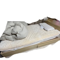 ！収納付き！セミダブルベッドフレームの画像