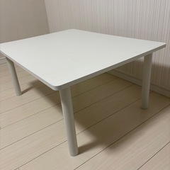 美品　　ニトリローテーブル　白