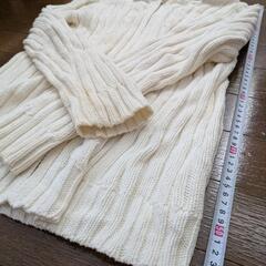 Mサイズ ホワイト ユニクロ フード付き リブ編み ニットパーカー パーカー ユニクロの画像