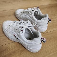 FIRA  スニーカー 23cmの画像